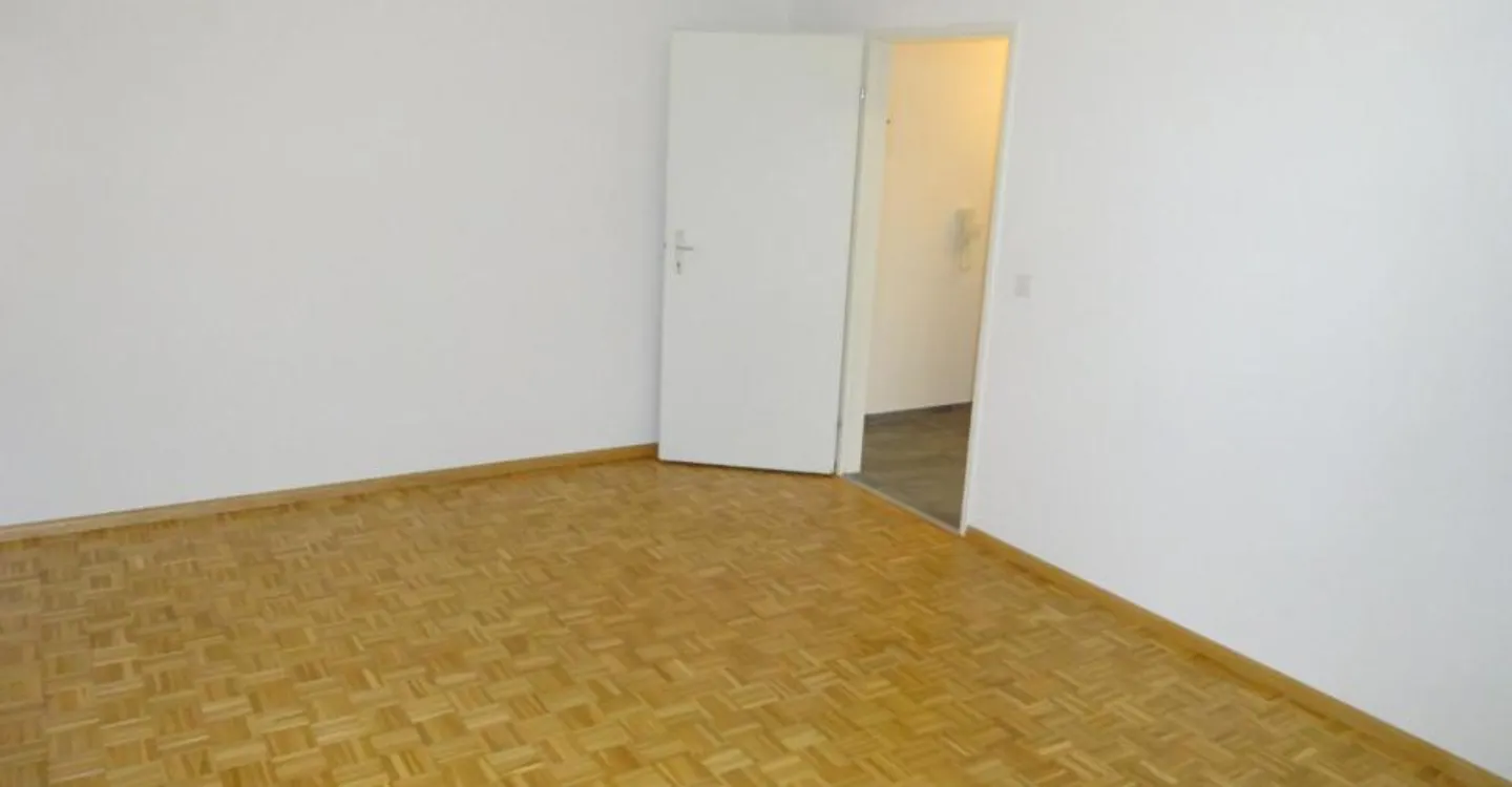 Geräumige 2.5 Zimmerwohnung - Foto 3 von 6