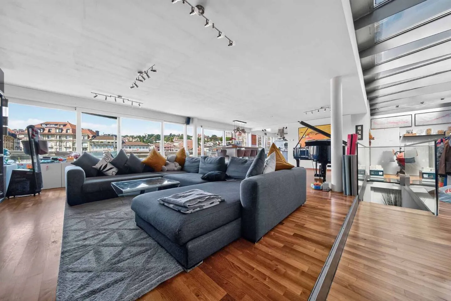 Loft en Duplex au Centre-Ville - Photo 2 sur 10