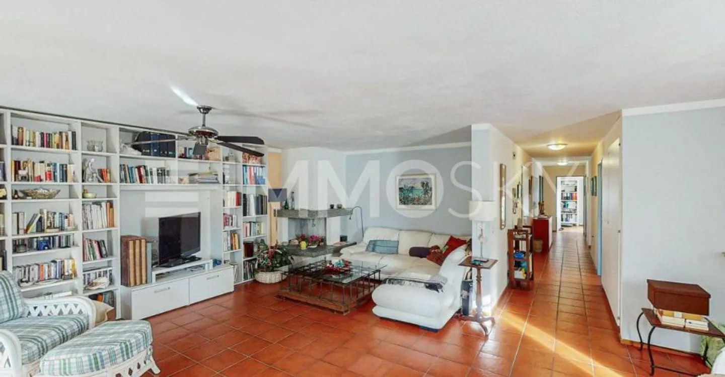 Appartement Charmant en Verdure - Photo 1 sur 5