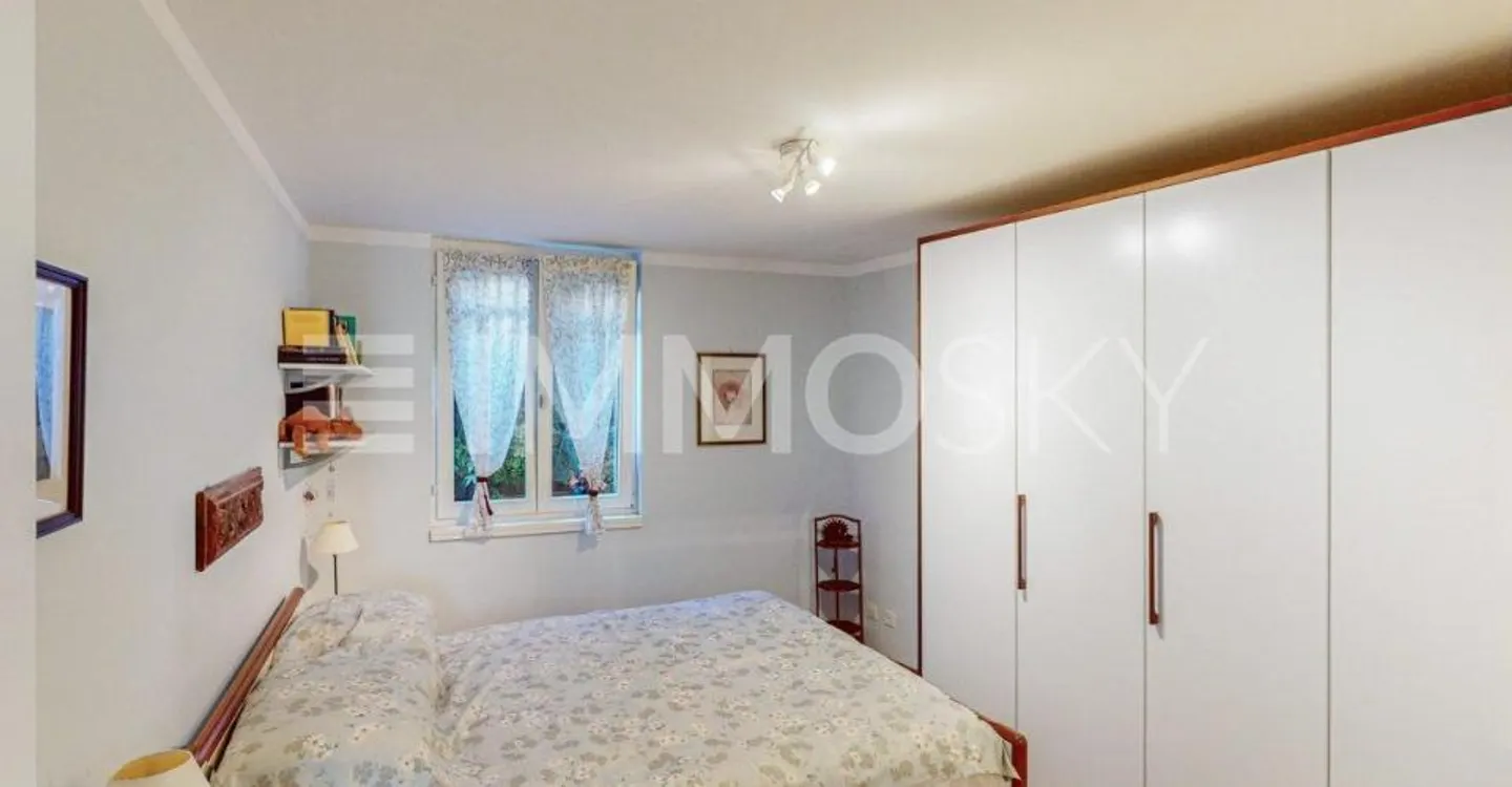 Appartement Charmant en Verdure - Photo 3 sur 5