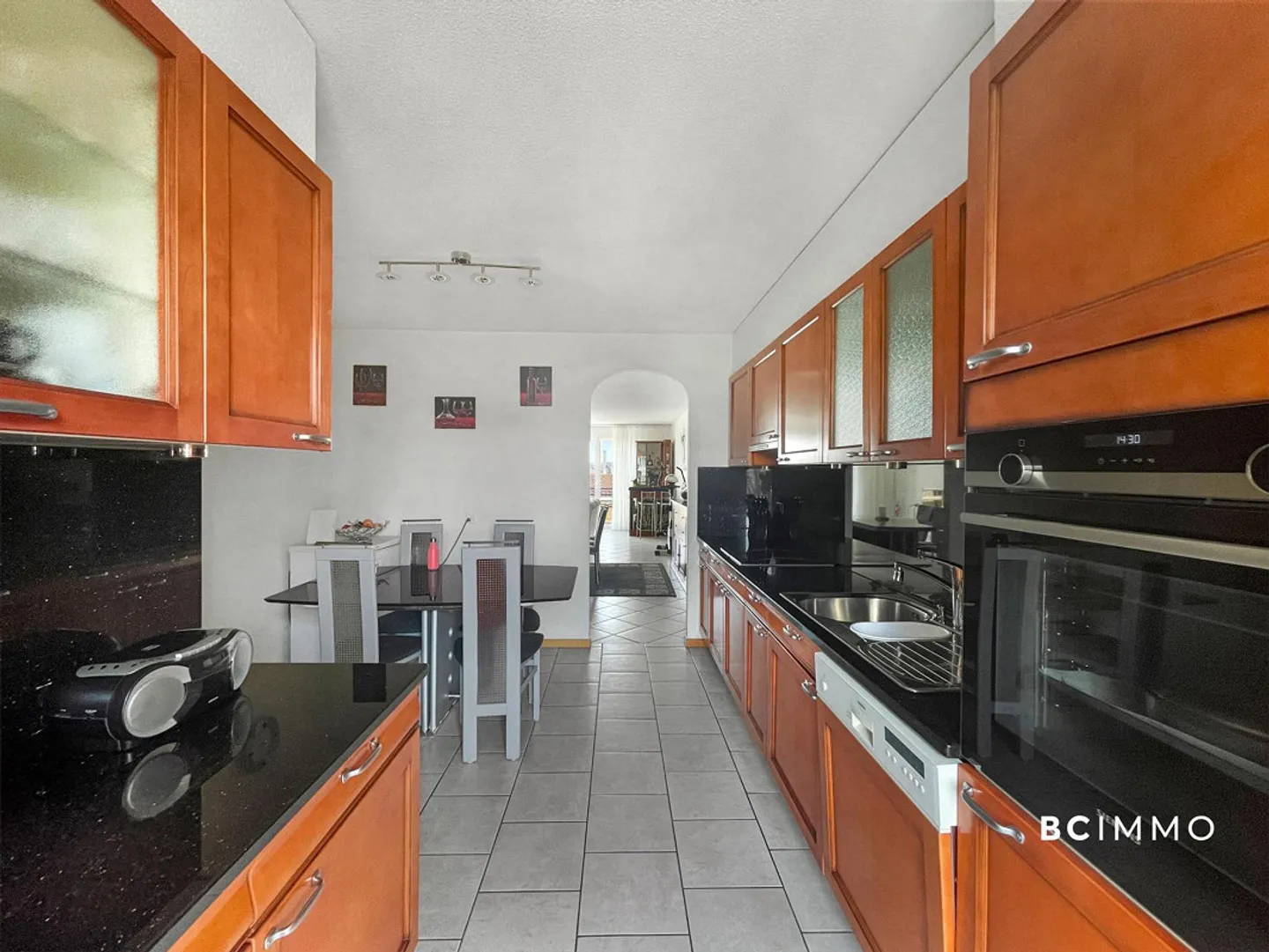 Townhouse at the Gates of Lausanne - Photo 4 of 12