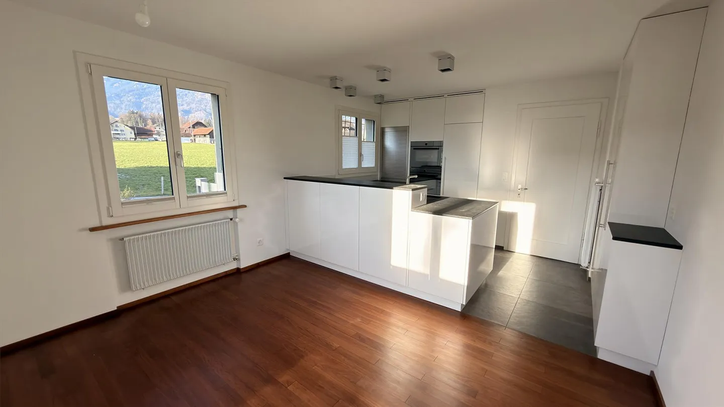 Feel-good house in a quiet location with garden - Photo 5 of 20