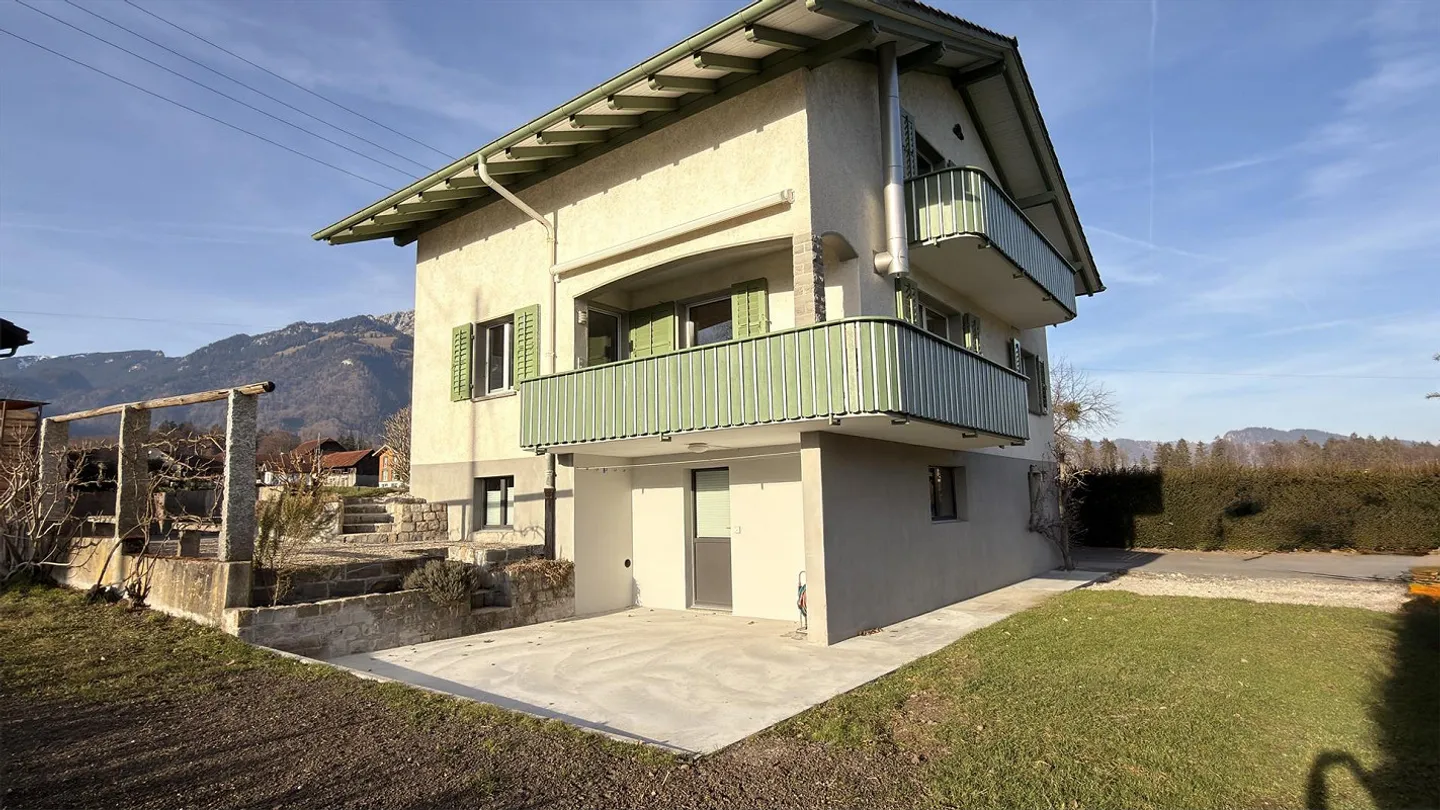 Feel-good house in a quiet location with garden - Photo 1 of 20