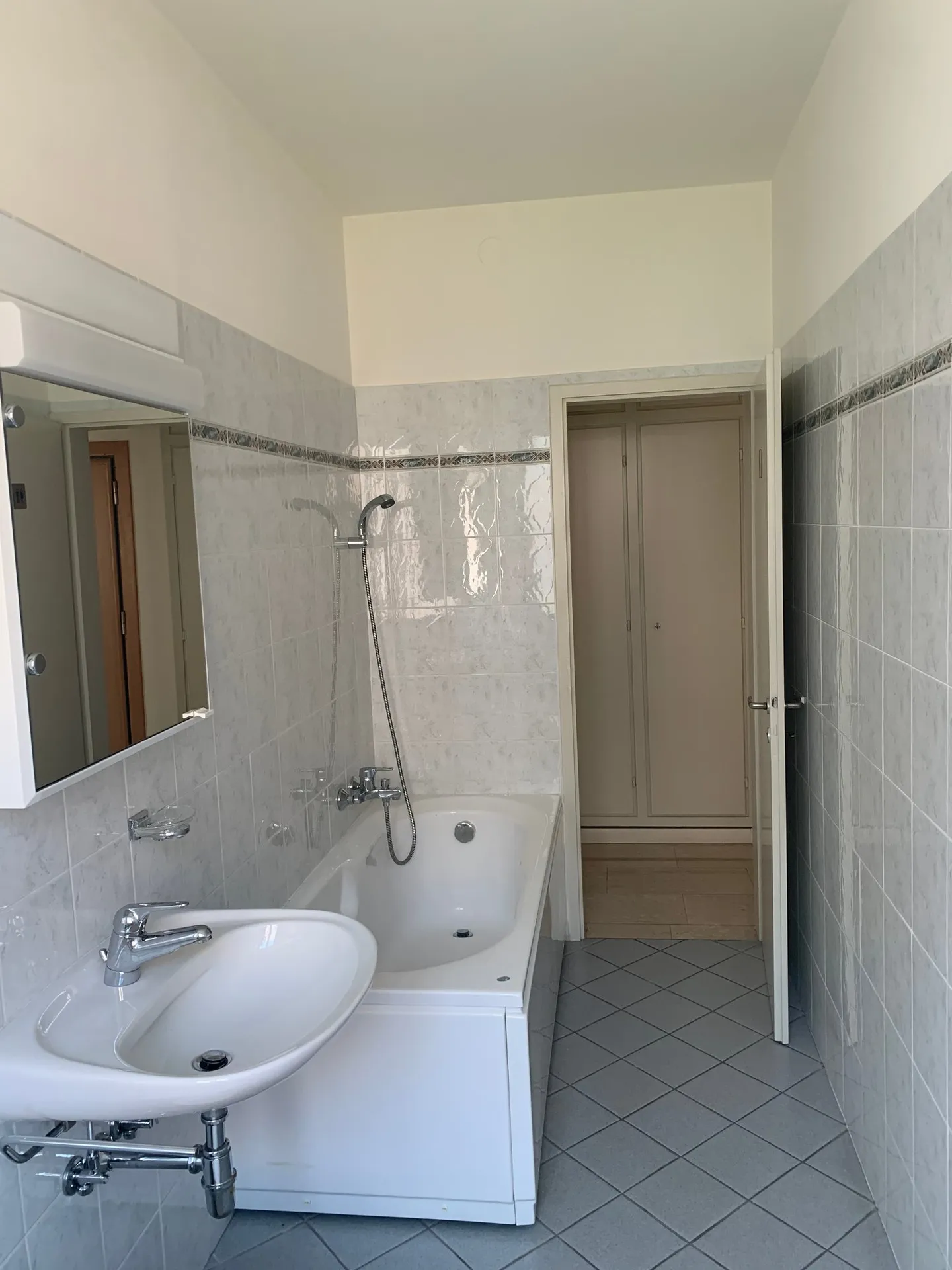 Ufficio luminoso nel centro di Lugano - Foto 6 di 6