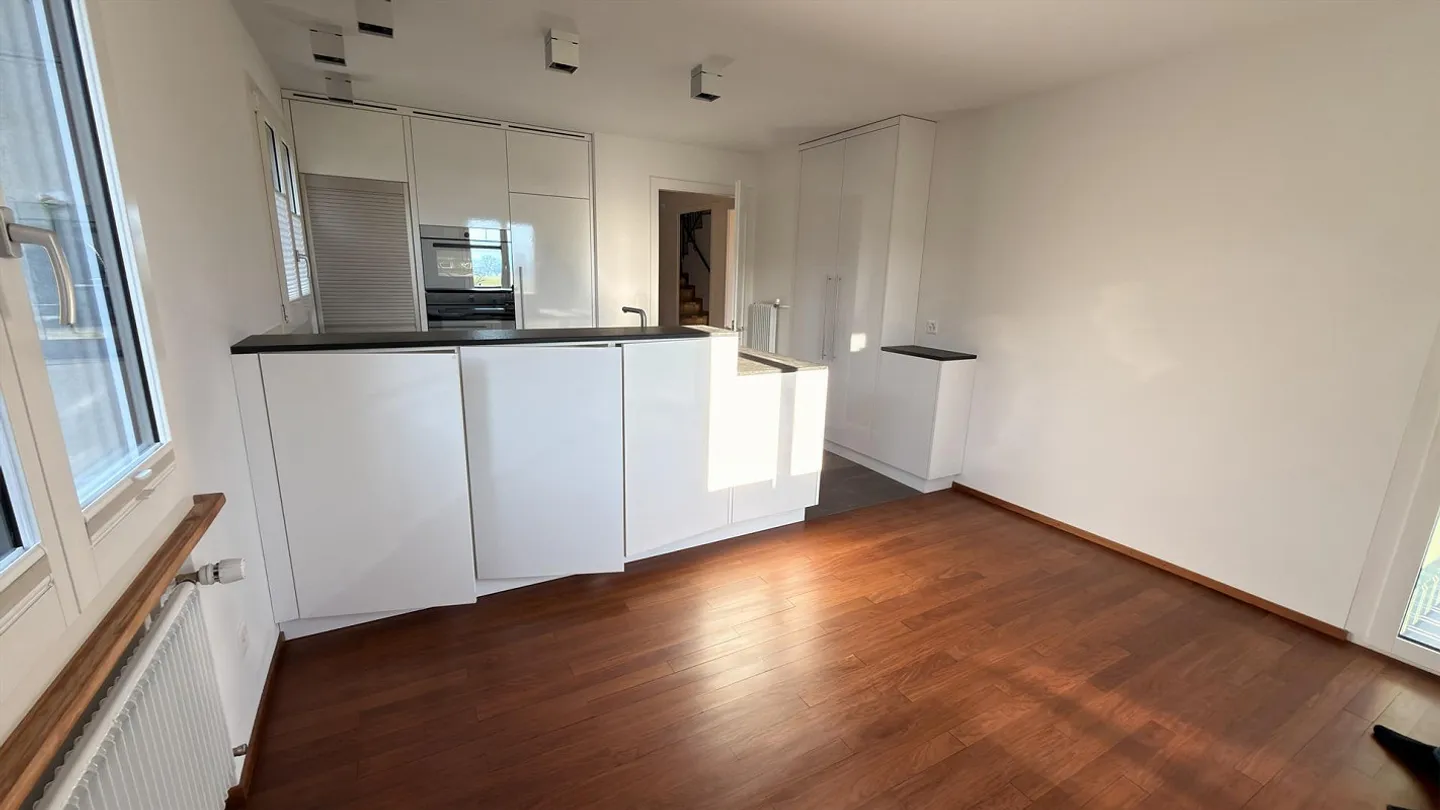 Feel-good house in a quiet location with garden - Photo 7 of 20