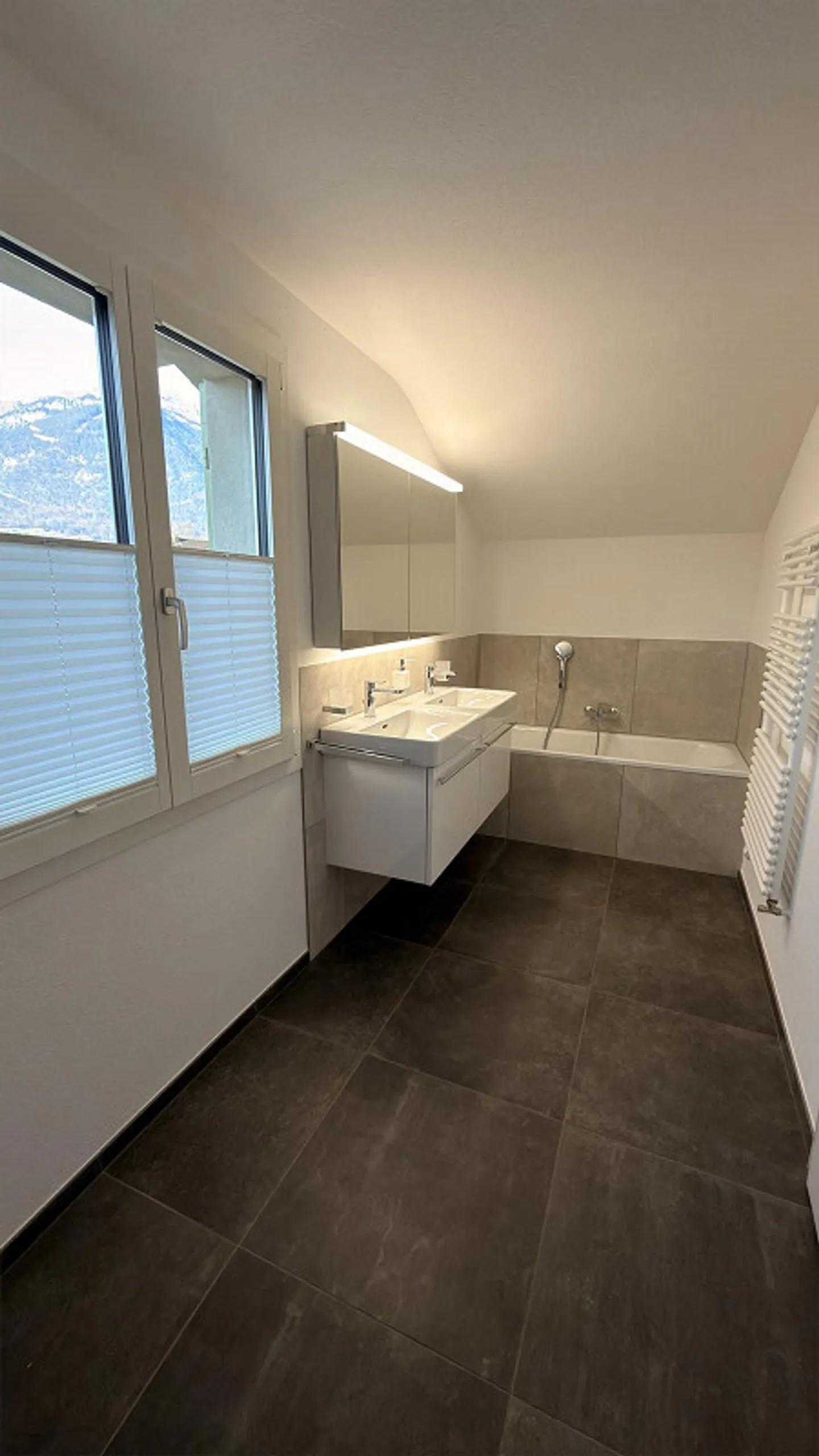 Feel-good house in a quiet location with garden - Photo 17 of 20