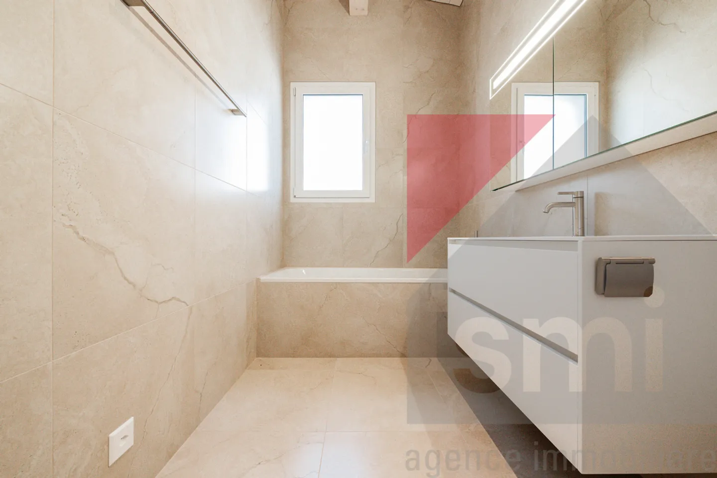 Penthouse 4 rooms - Photo 11 of 13