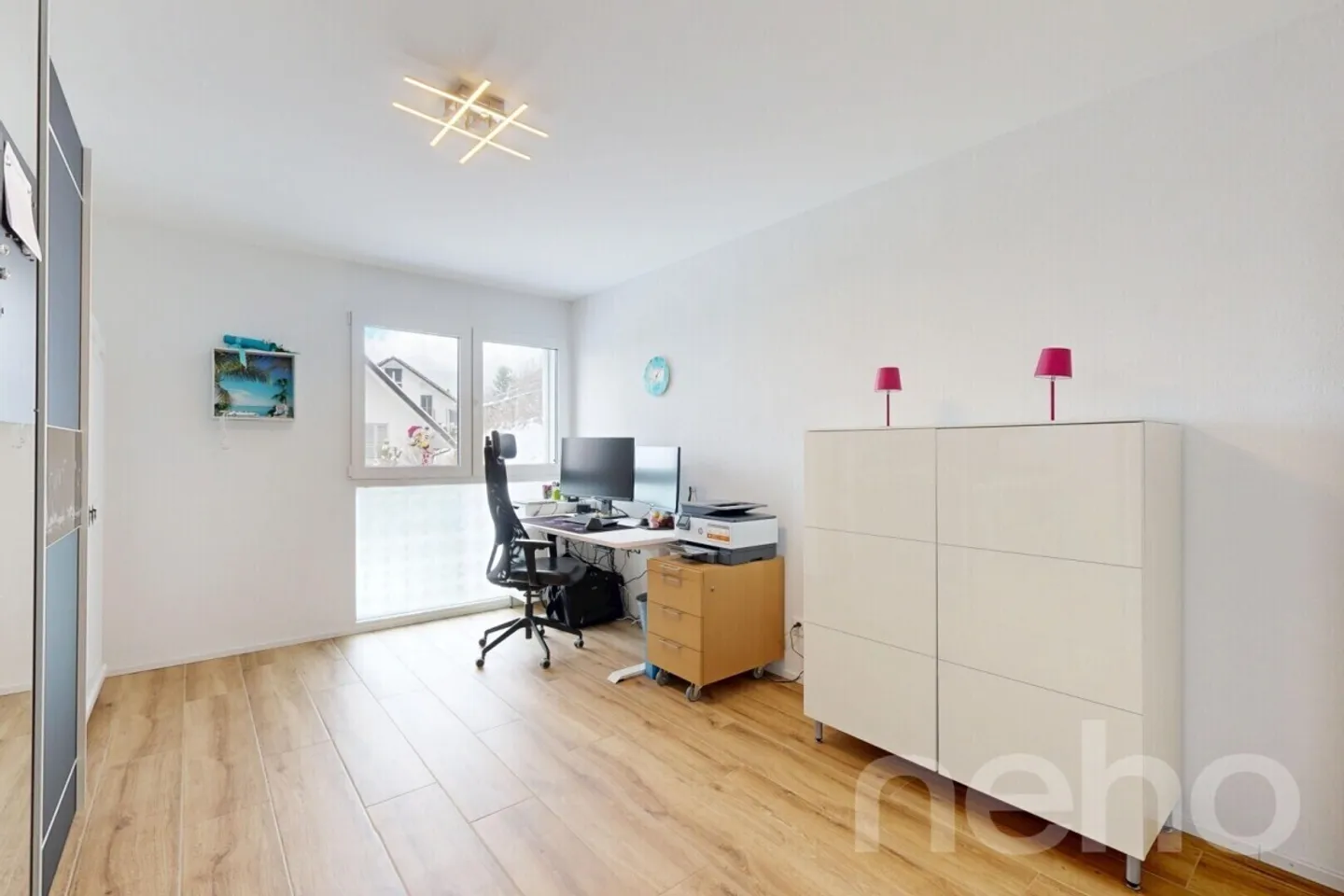 Living with a View: Stylish Terrace Apartment in Plasselb - Photo 7 of 12