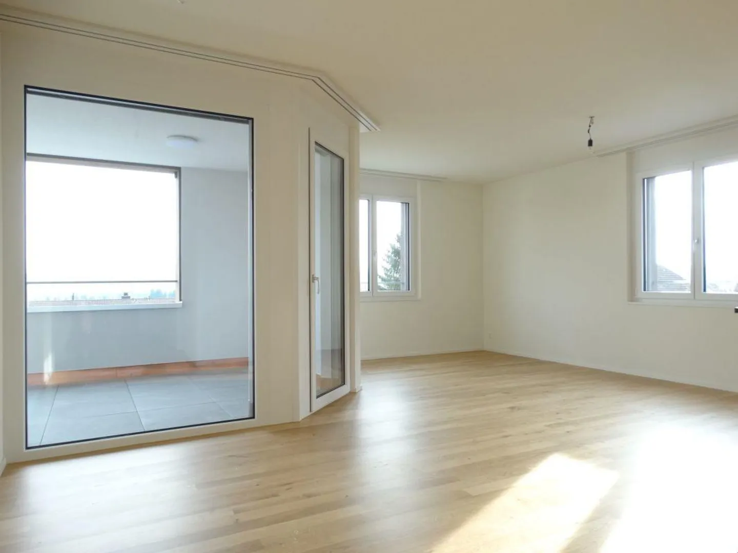 2.5-Zimmerwohnung - Wohnen mit traumhafter Bergsicht - Foto 2 von 6