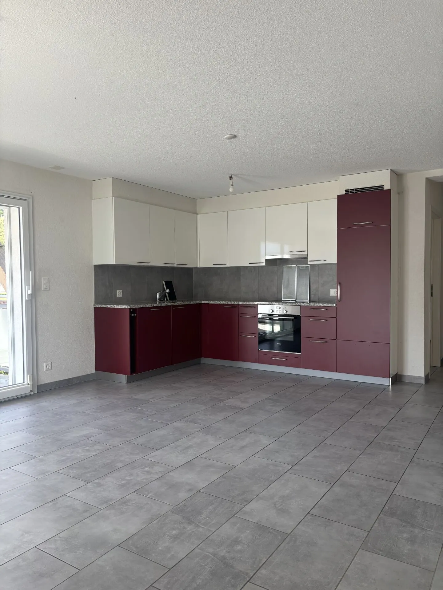 Charmant Appartement 3.5 pièces - Photo 2 sur 9
