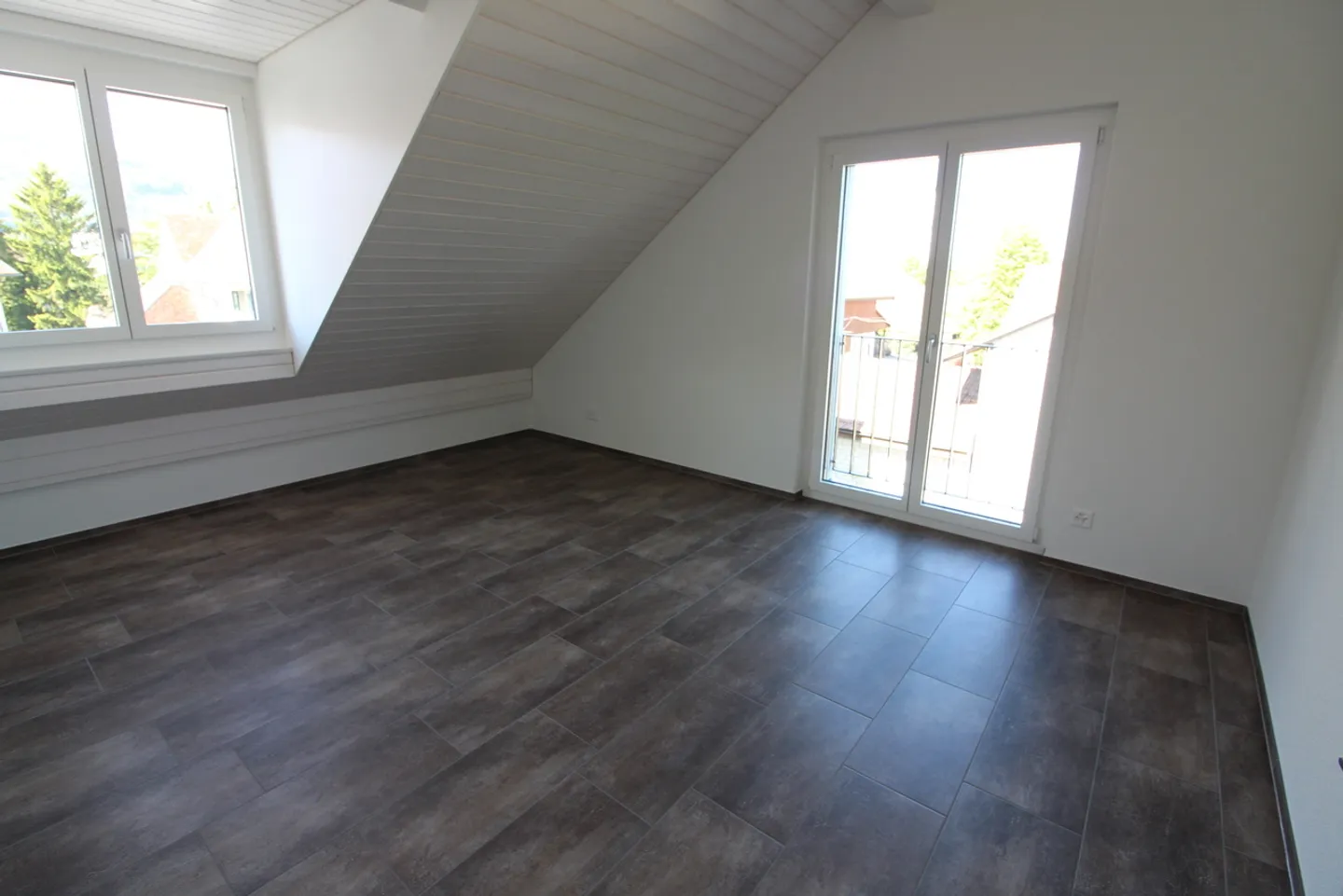 Vista libera, tanto spazio abitativo - Appartamento mansardato di 3,5 locali - Foto 10 di 14