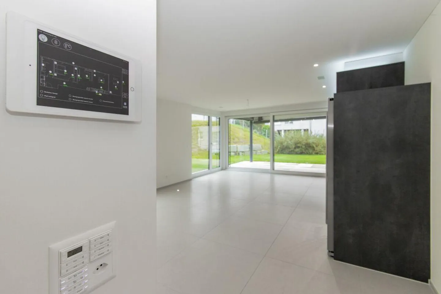 Newly built garden apartment with exclusive special features - Photo 7 of 15