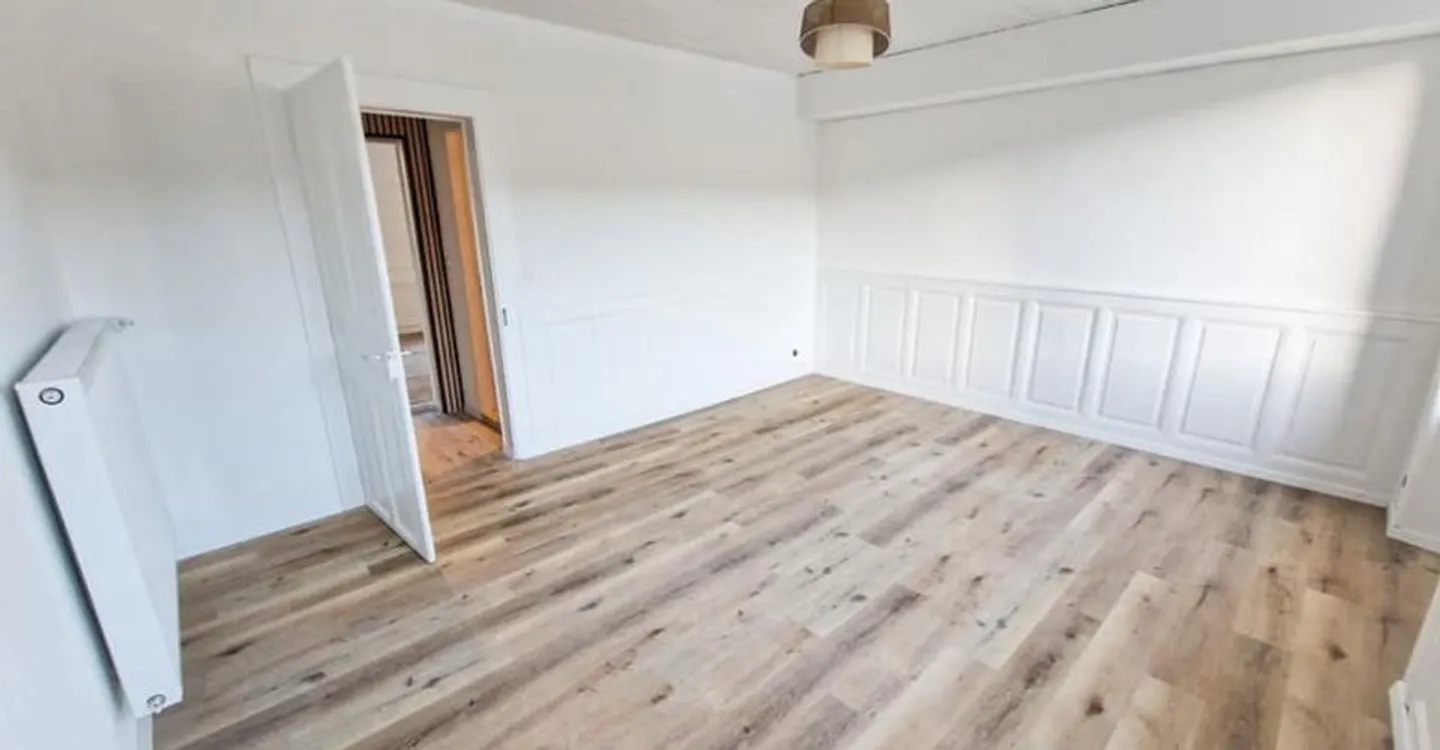 4.5-room apartment in the heart of the village - Photo 2 of 6