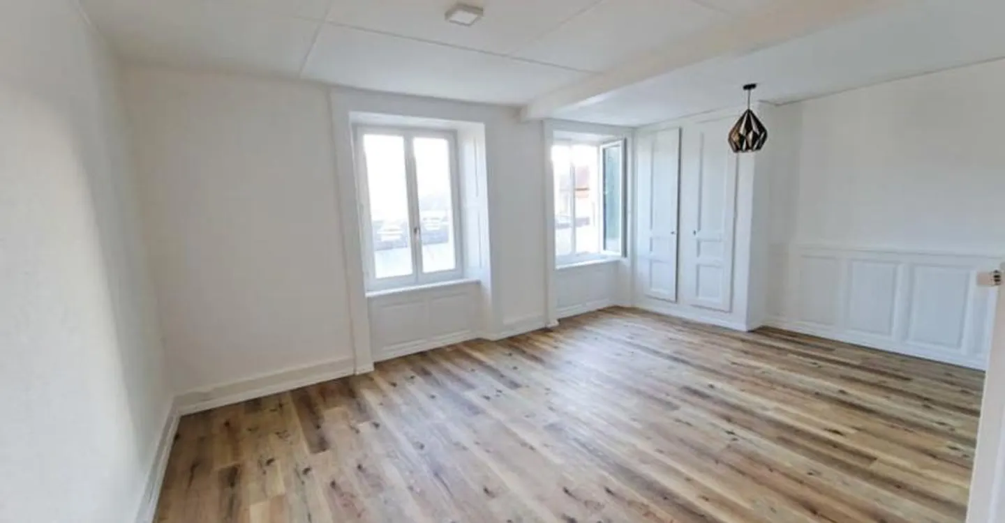 4.5-room apartment in the heart of the village - Photo 3 of 6