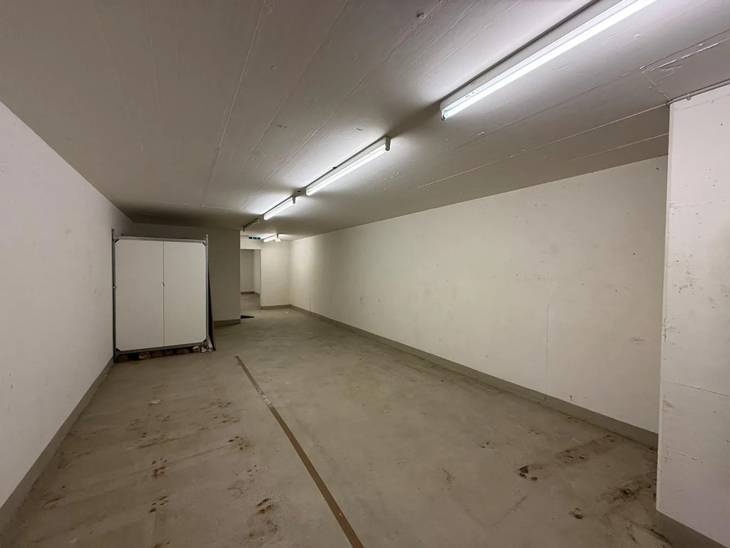 Affordable Storage Space Near Highway in Volketswil - Photo 4 of 7