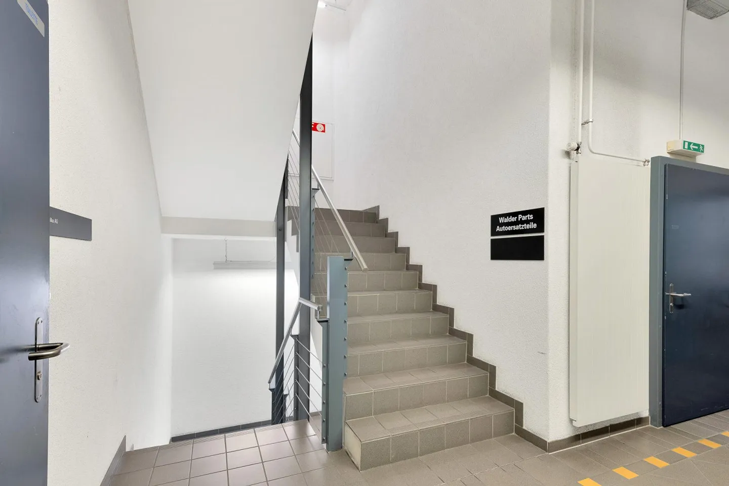 Affordable Storage Space Near Highway in Volketswil - Photo 7 of 7