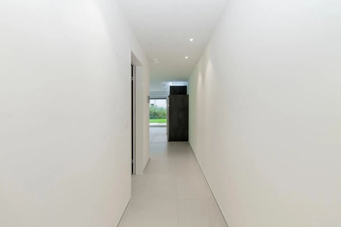 Newly built garden apartment with exclusive special features - Photo 10 of 15