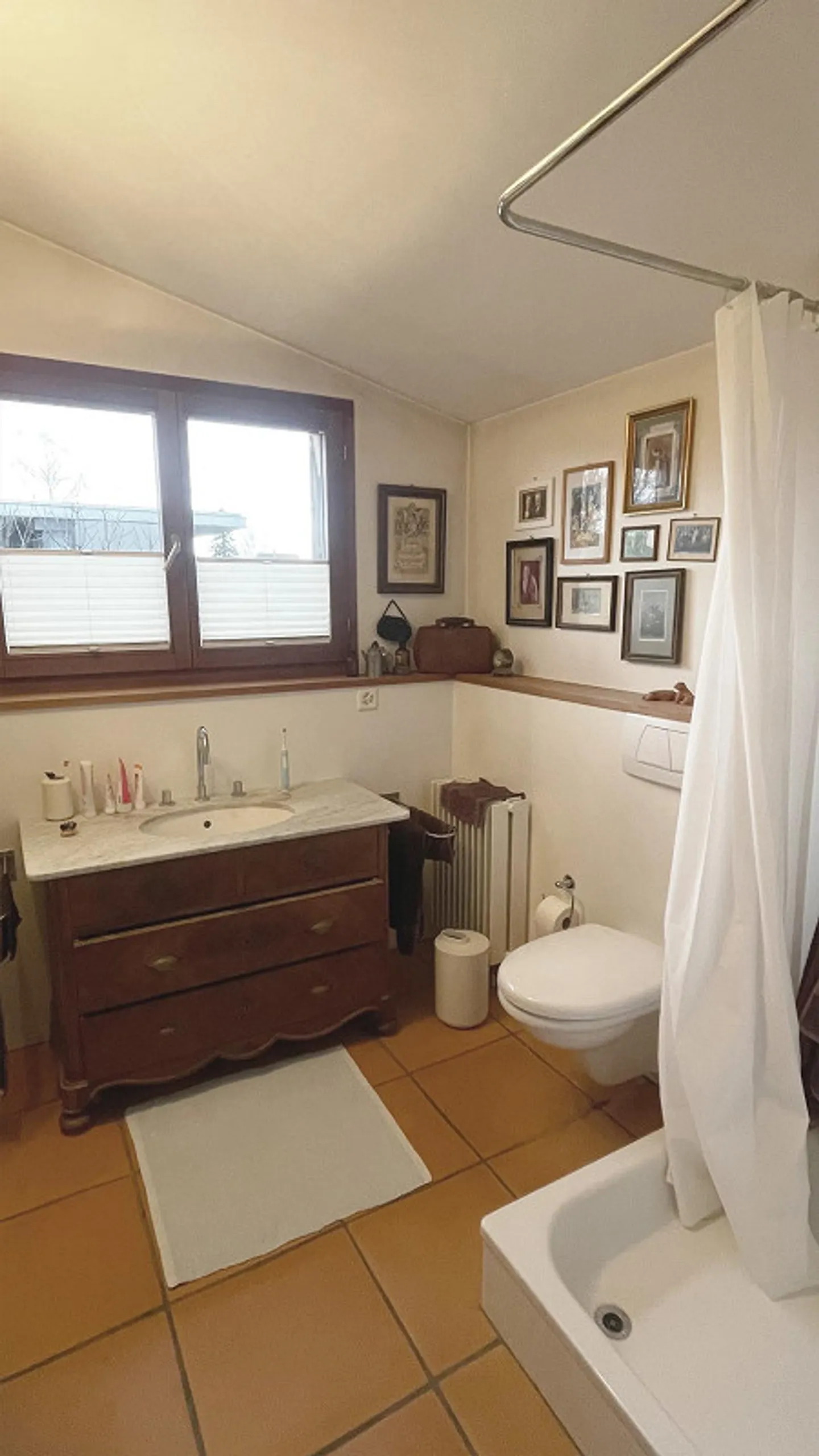 Semi-Detached Family House in Idyllic Location - Photo 11 of 11