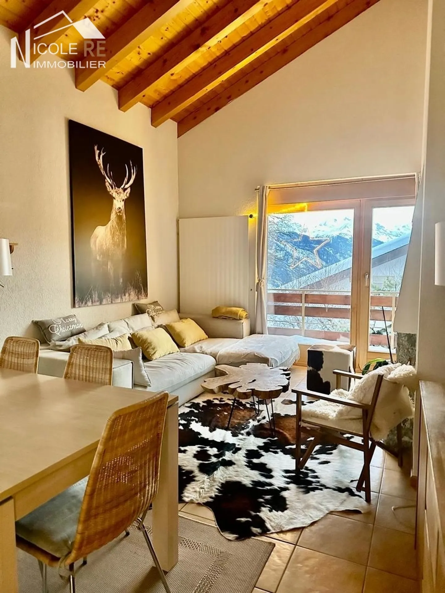 4-Zimmer-Wohnung mit Charme ! - Foto 1 von 16