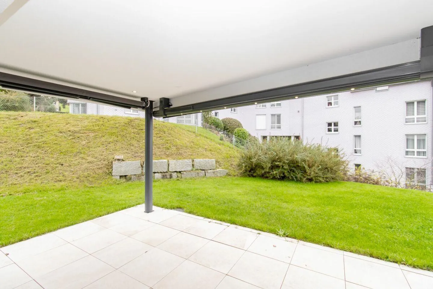 Newly built garden apartment with exclusive special features - Photo 14 of 15