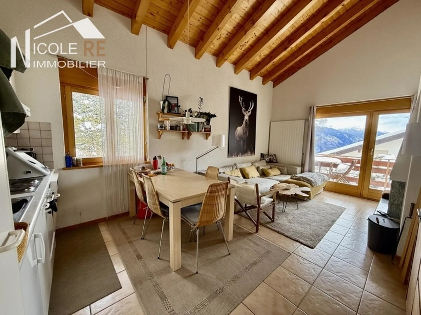 4-Zimmer-Wohnung mit Charme ! - Foto 2 von 16