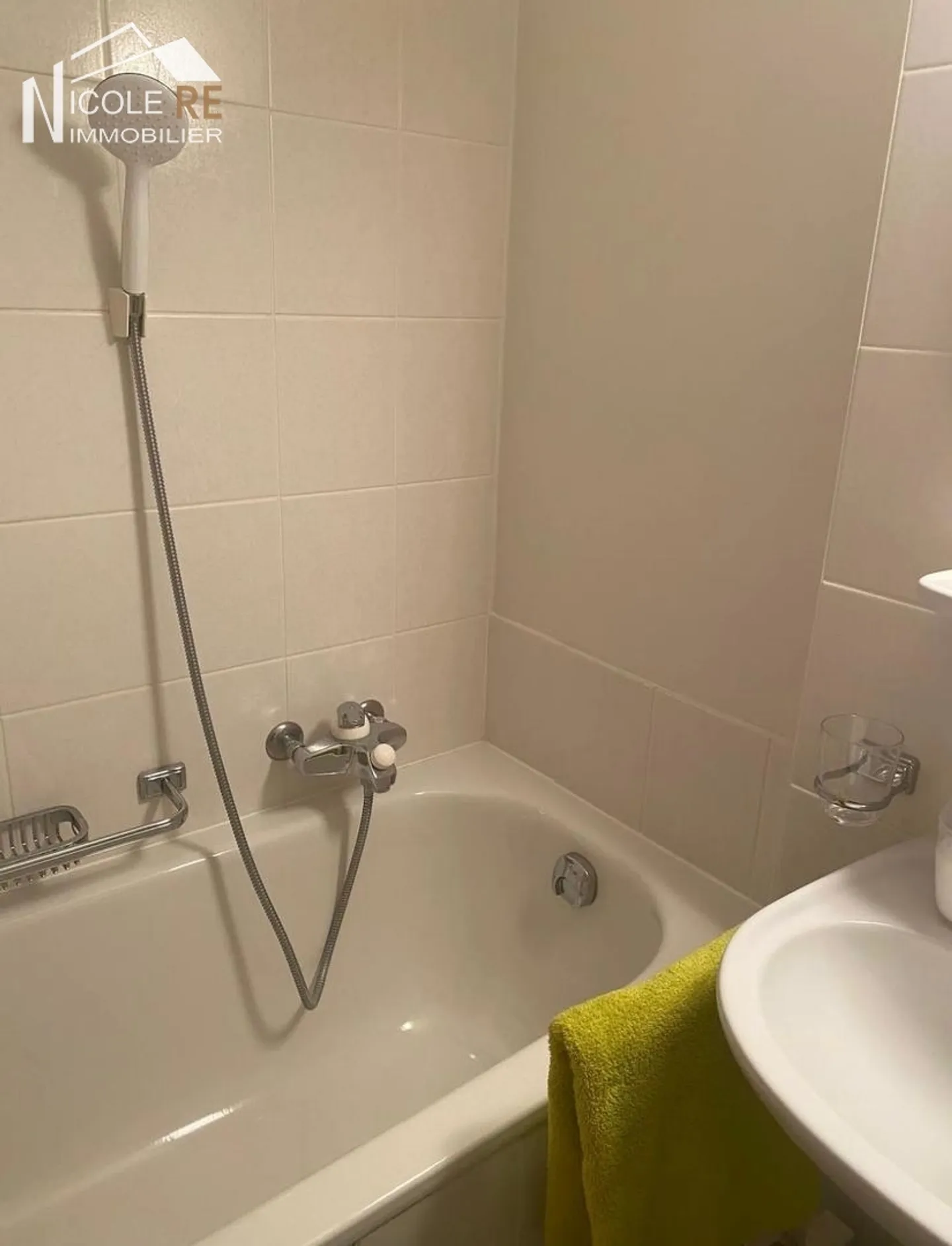 4-Zimmer-Wohnung mit Charme ! - Foto 15 von 16