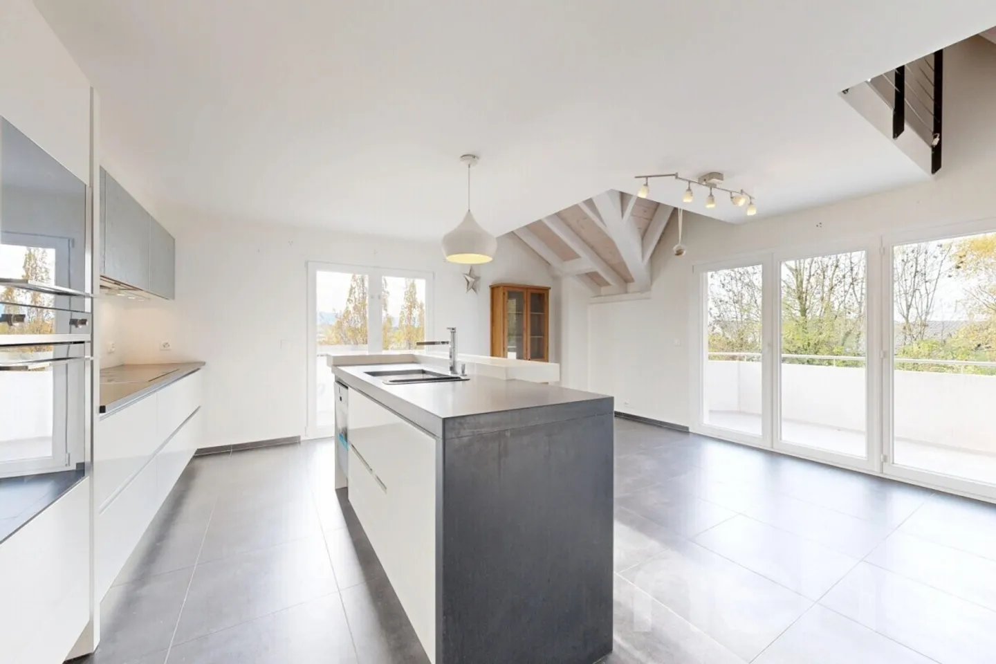 Duplex Ultimo Piano a Lonay - Piccola Proprietà di Prestigio - Foto 5 di 13