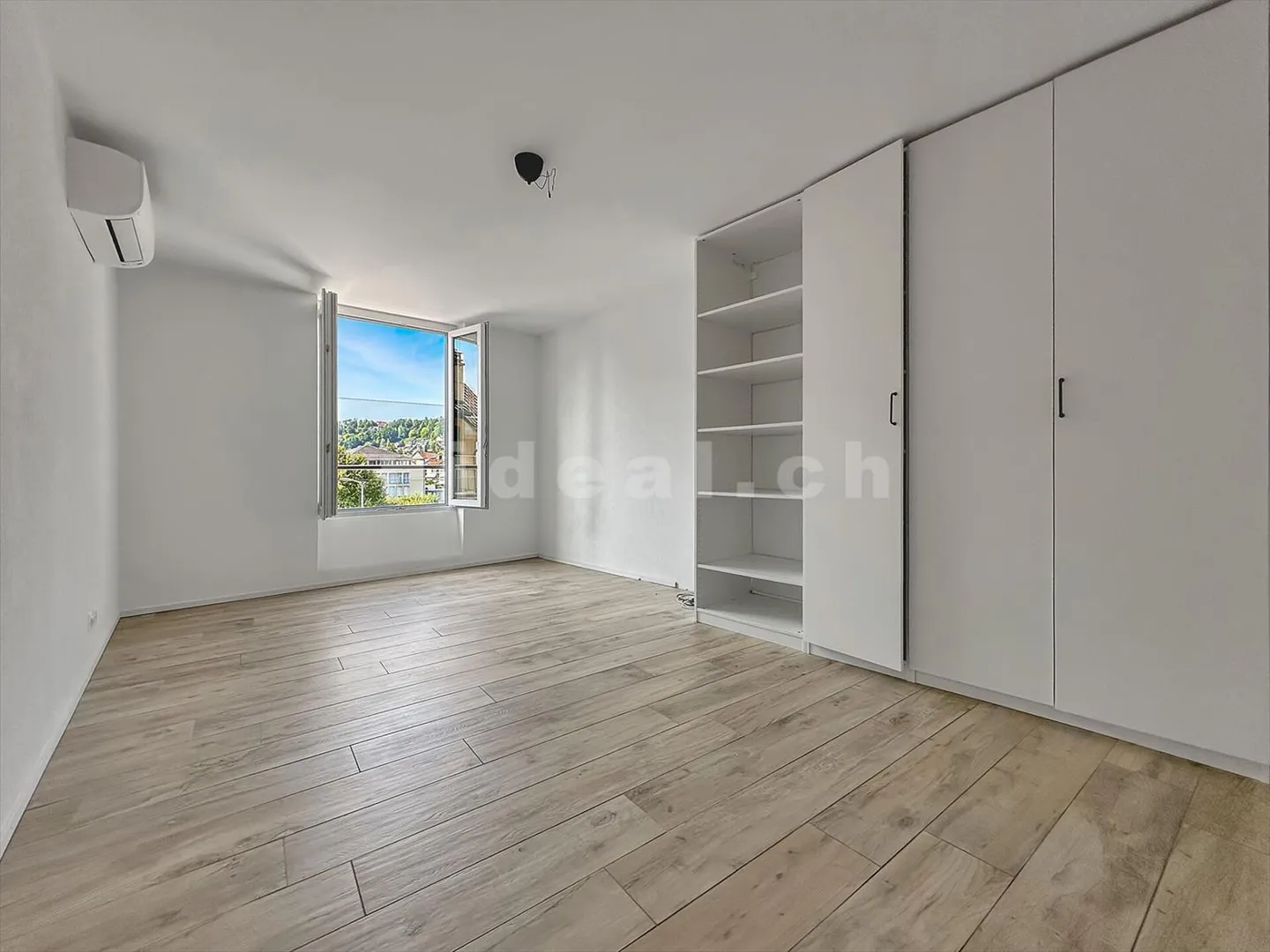 Appartamento 4.5 stanze con loggia, vicino a tutti i servizi nel centro di Blonay - Foto 6 di 13