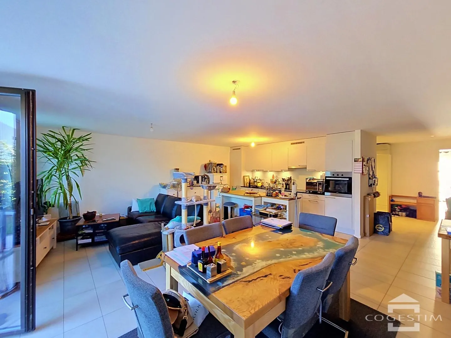 Bel Appartement avec Jardin - Photo 4 sur 13