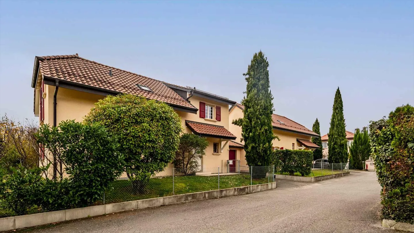 Doppelhaushälfte 6 Zimmer - Foto 1 von 10