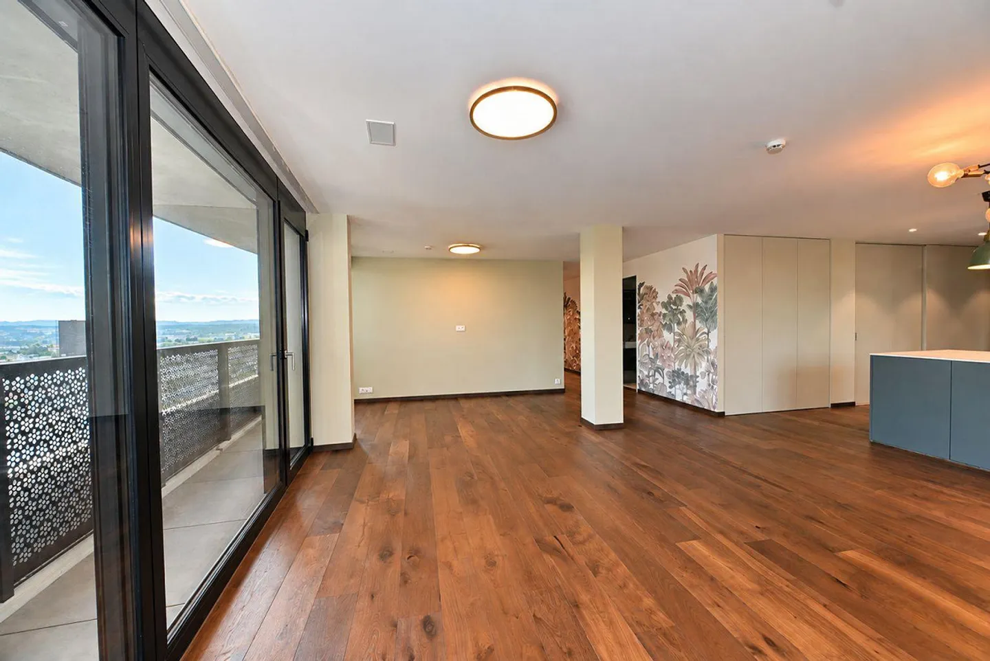 Appartement de Luxe avec Vue Époustouflante - Photo 10 sur 18