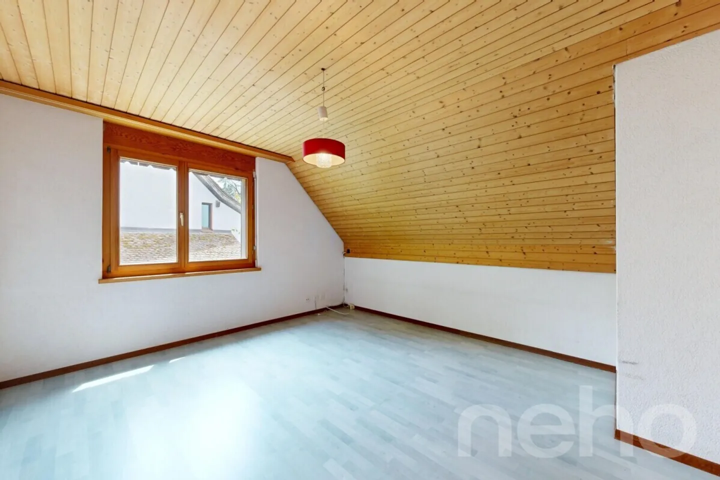 Charmantes Einfamilienhaus mit Garten - Foto 7 von 12