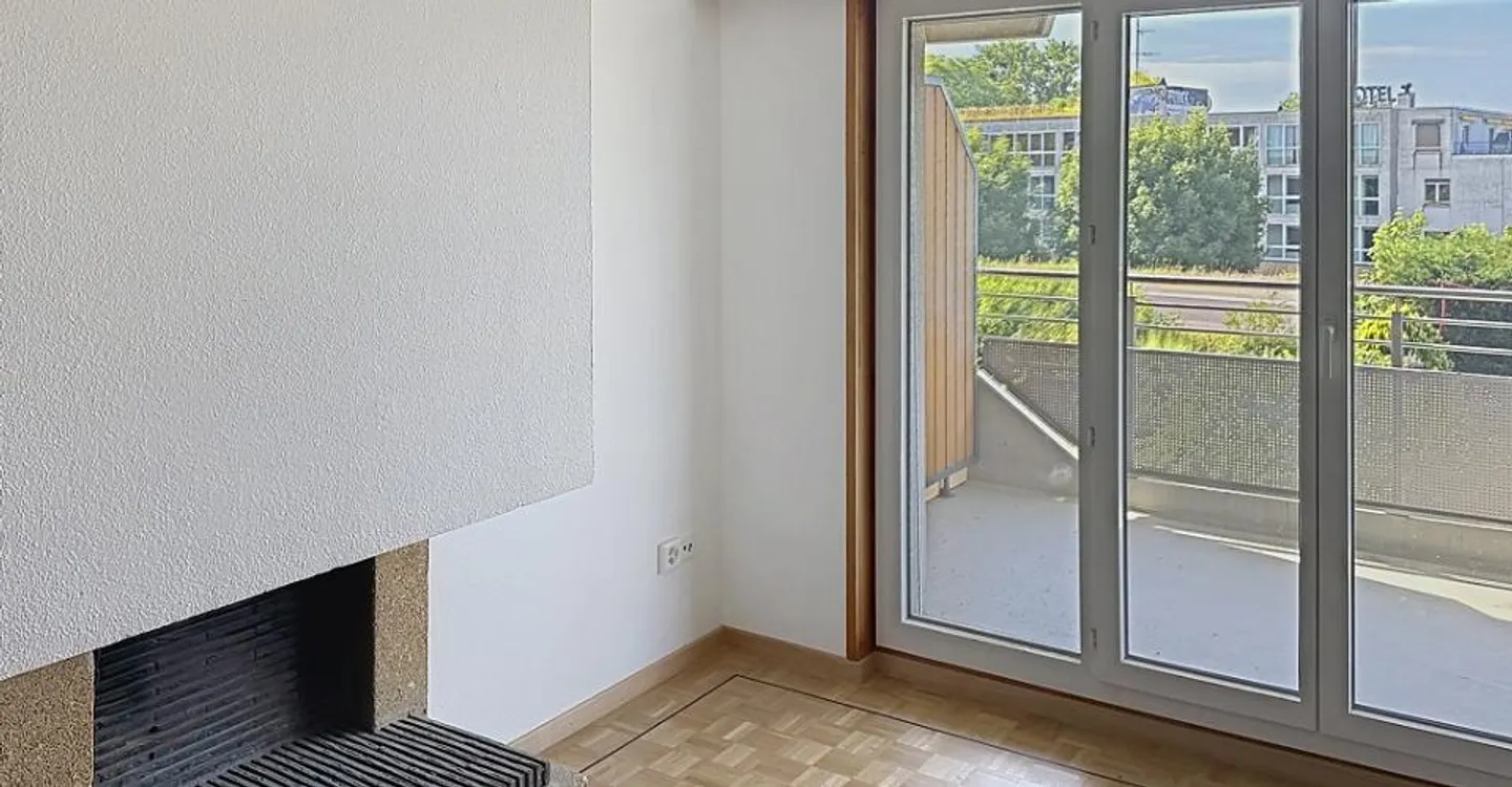 Renovated Apartment in Mont-sur-Rolle - Photo 4 of 9