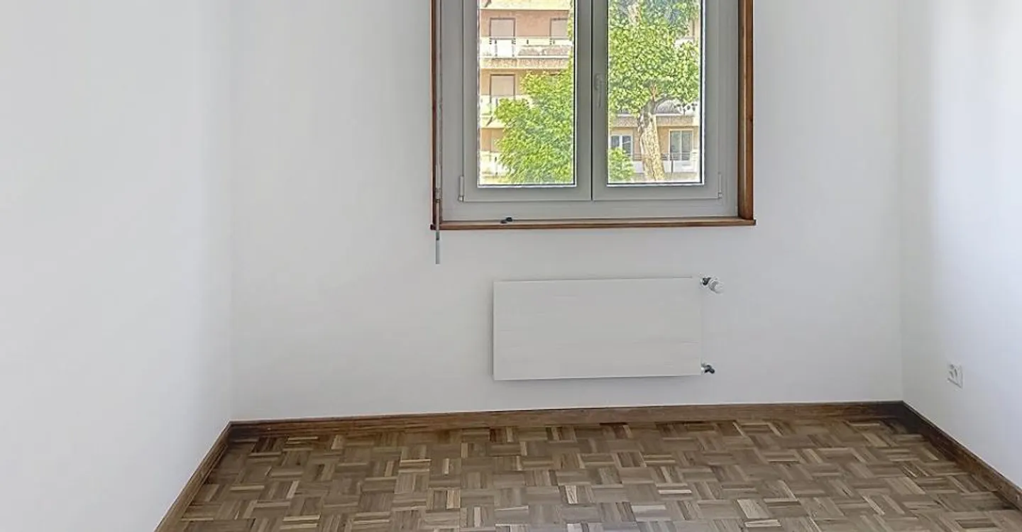 Renovated Apartment in Mont-sur-Rolle - Photo 7 of 9