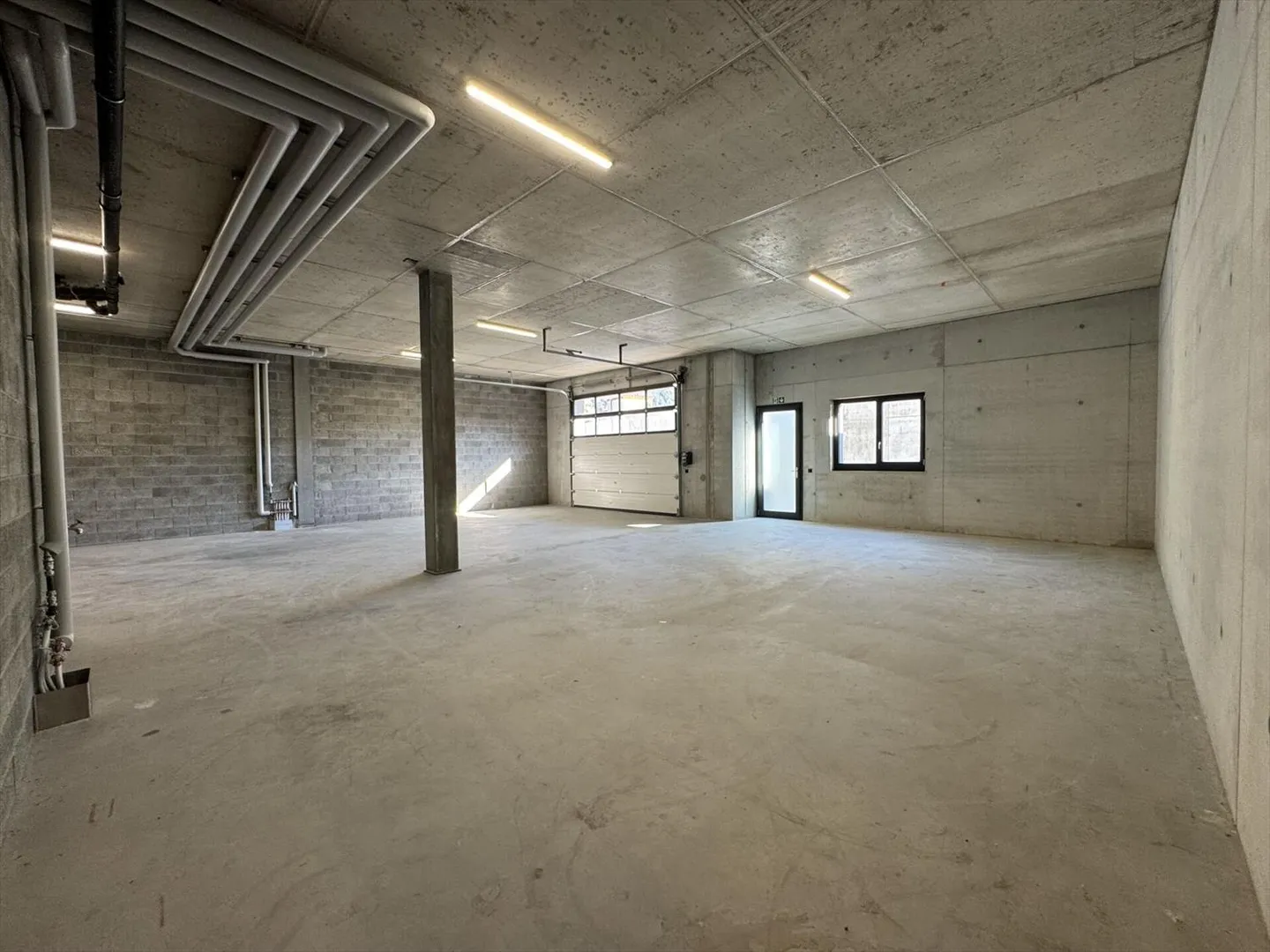 Laboratorio/magazzino di quasi 170 m2! - Foto 8 di 9