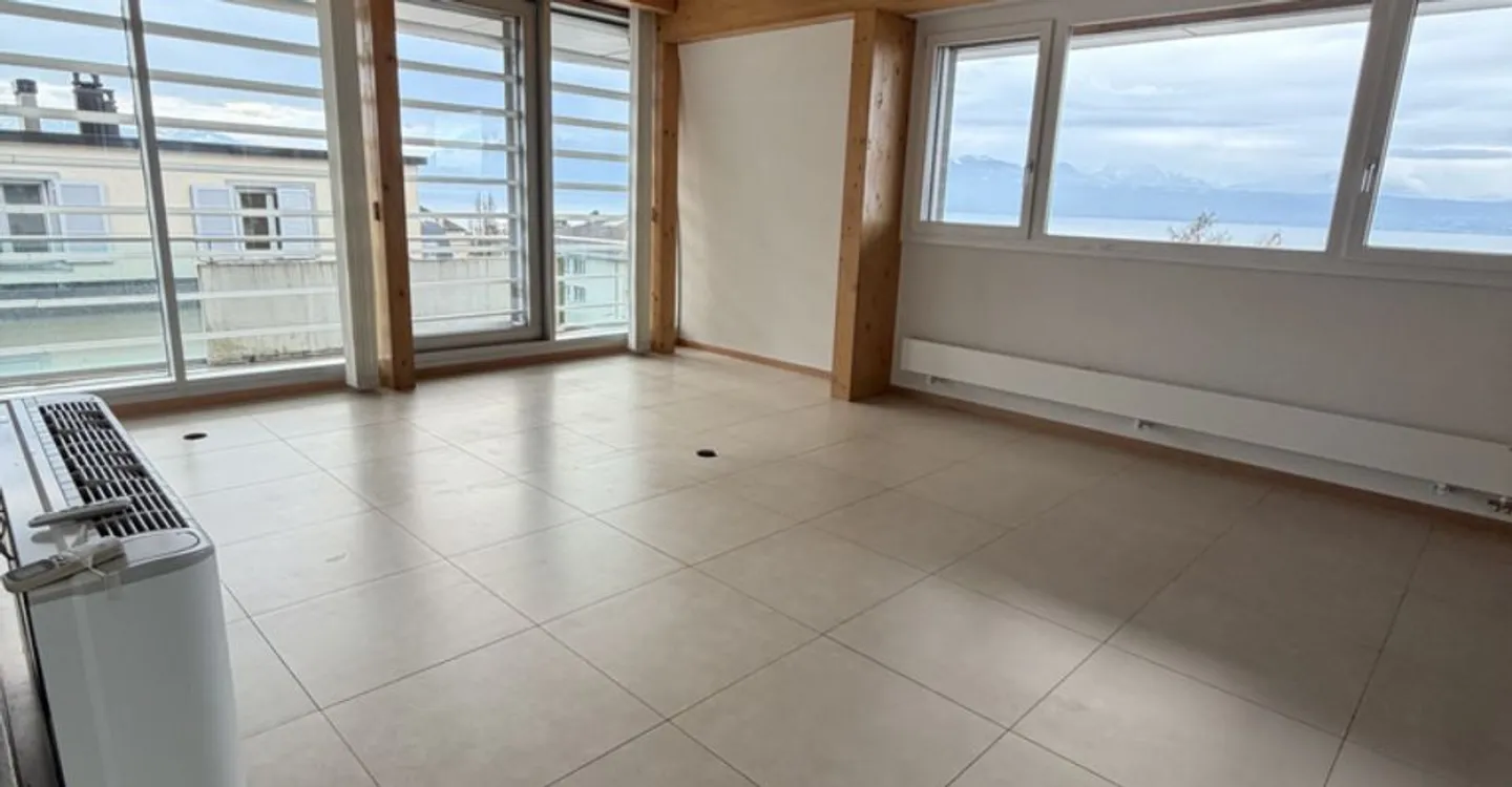 Exceptional Office Space with View - Photo 4 of 5