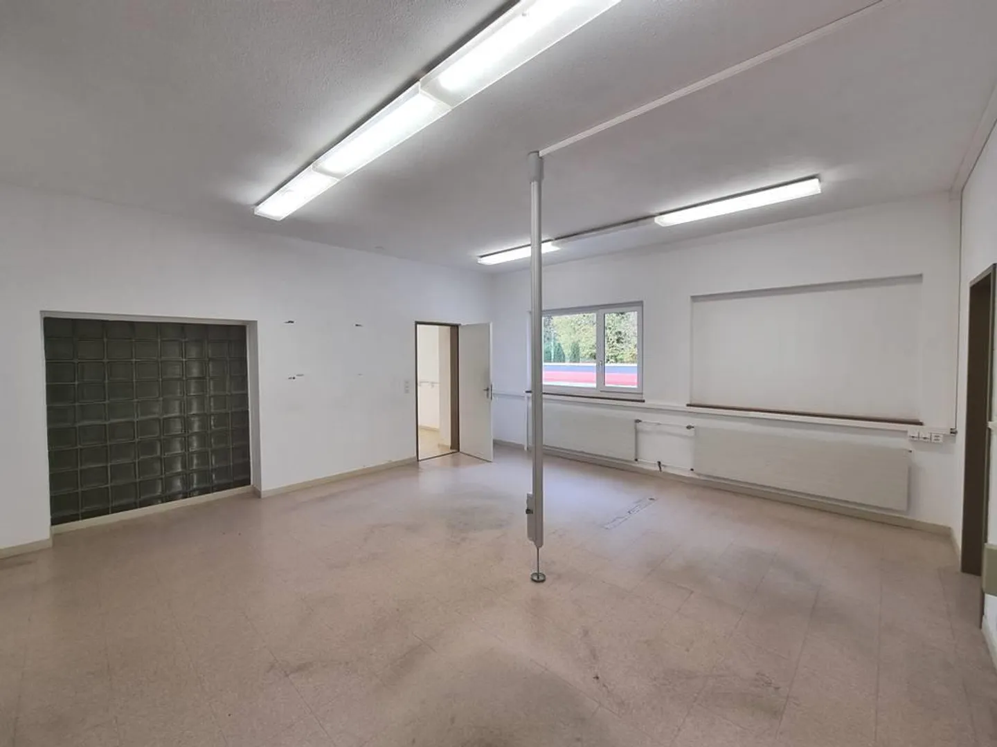 Gewerbe- oder Lagerräume an ländlicher Lage - Foto 7 von 7