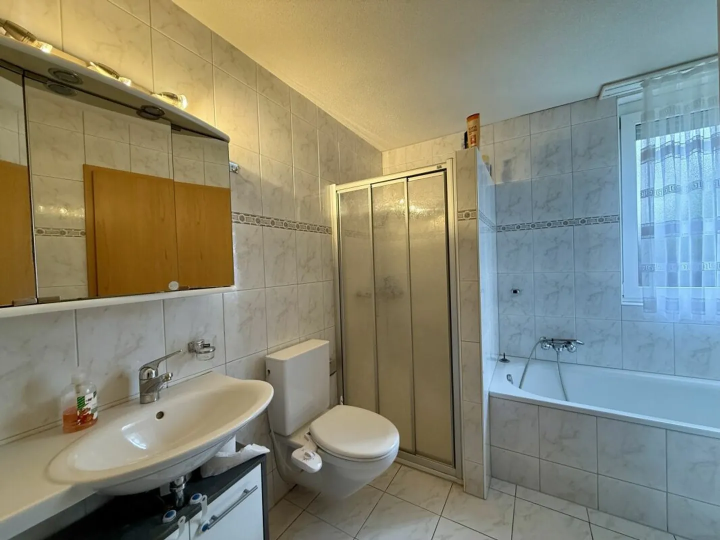 Casa affascinante con terrazza, balcone e giardino! Perfetto per le famiglie - Foto 8 di 15