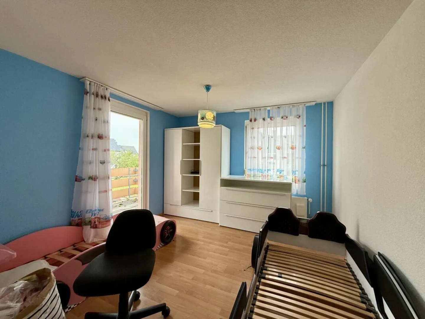 Casa affascinante con terrazza, balcone e giardino! Perfetto per le famiglie - Foto 9 di 15