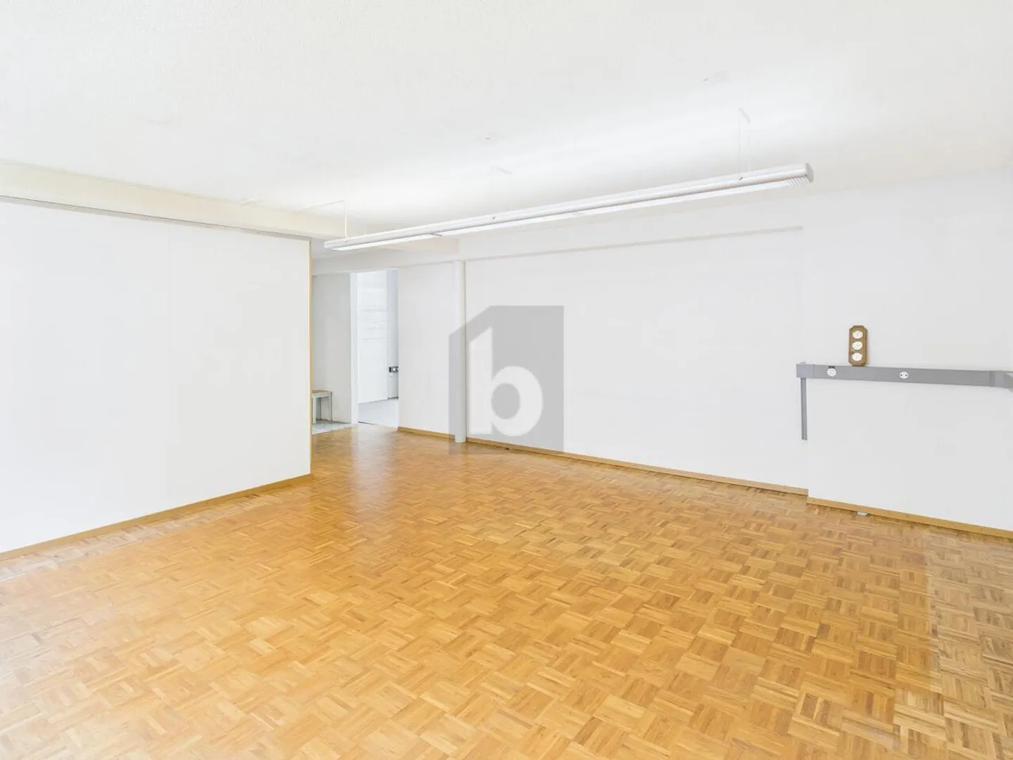 POLYVALENT AVEC UN GRAND POTENTIEL - Photo 3 sur 5