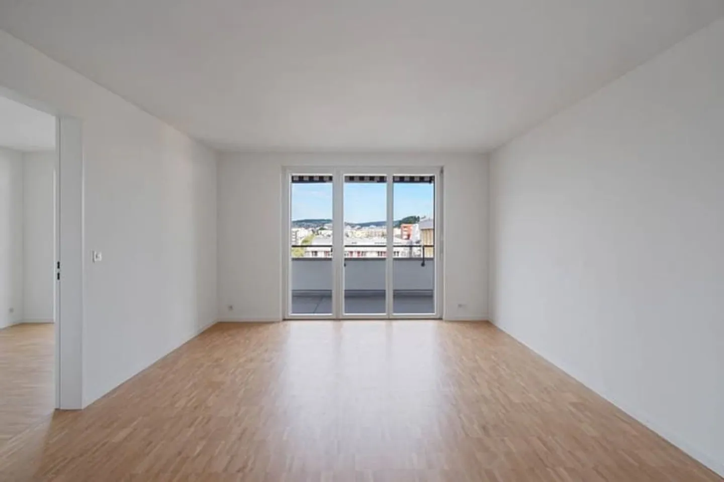 Apartment for rent - Photo 6 of 8