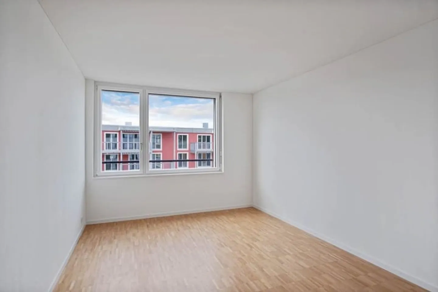 Apartment for rent - Photo 7 of 8