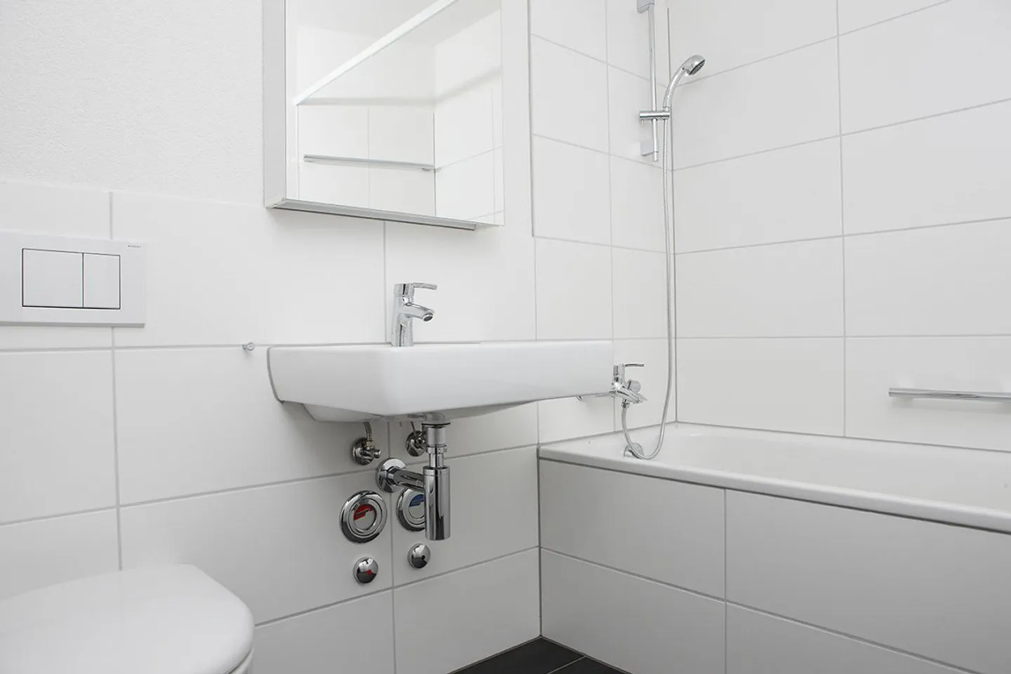 Charmante Wohnung in Suhr - Foto 2 von 11