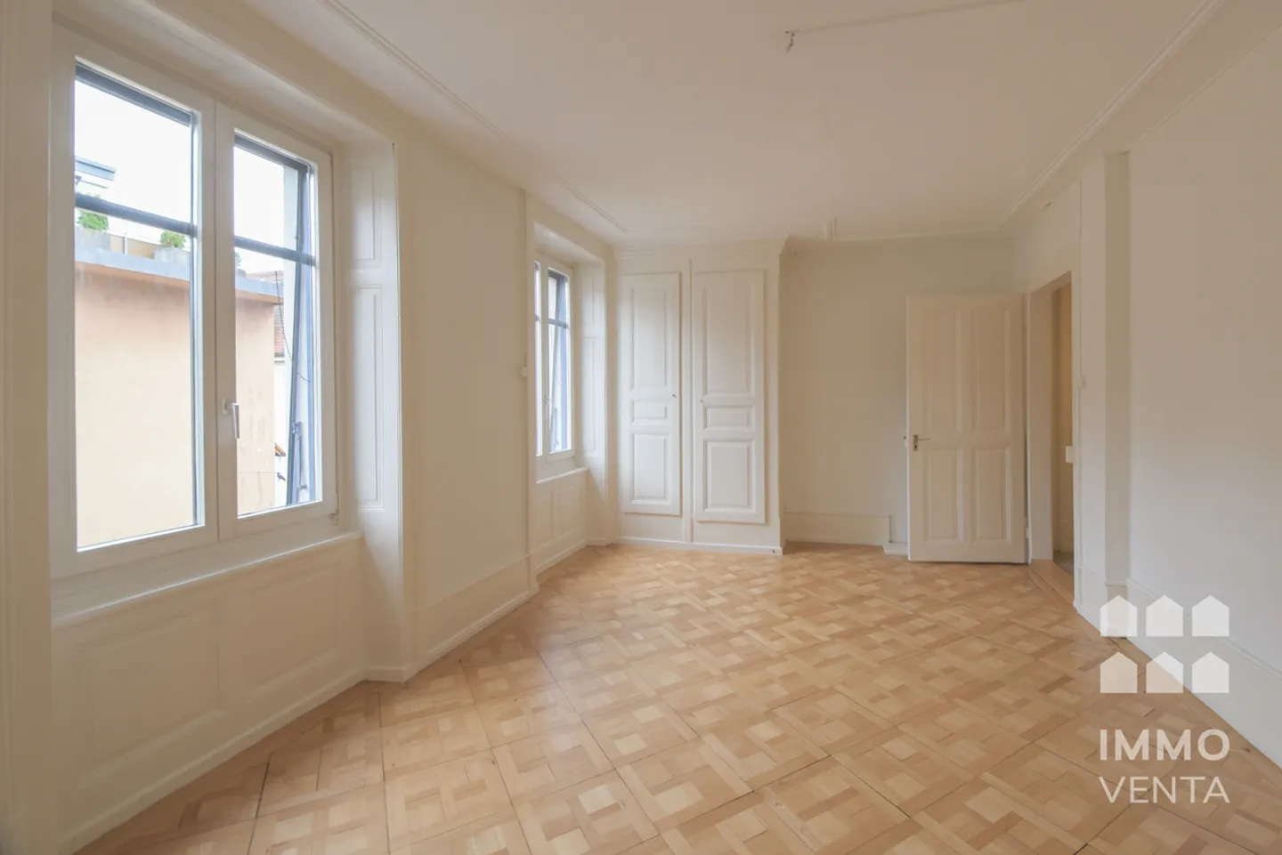 Appartamento di 4,5 stanze nel cuore della città - Foto 10 di 16