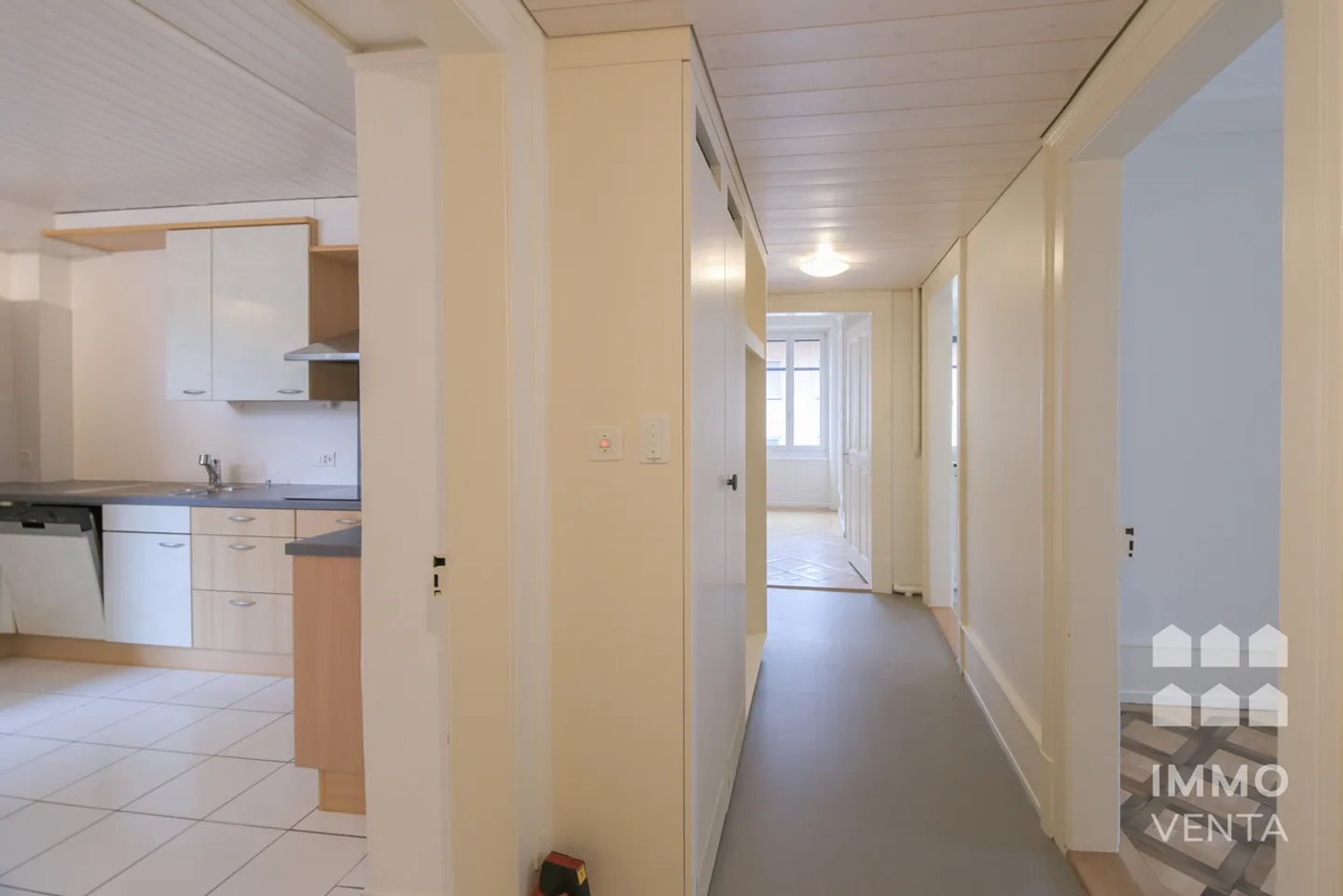 Appartamento di 4,5 stanze nel cuore della città - Foto 16 di 16