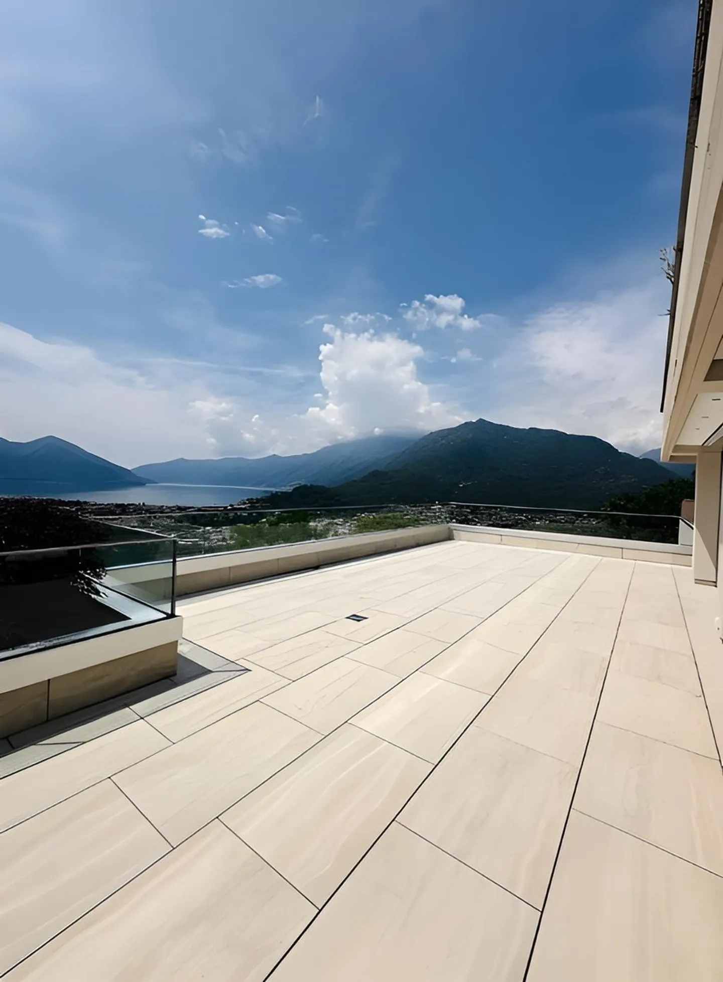 «Exklusive 4.5 Zimmerwohnung mit grosser Terrasse» - Foto 15 von 15