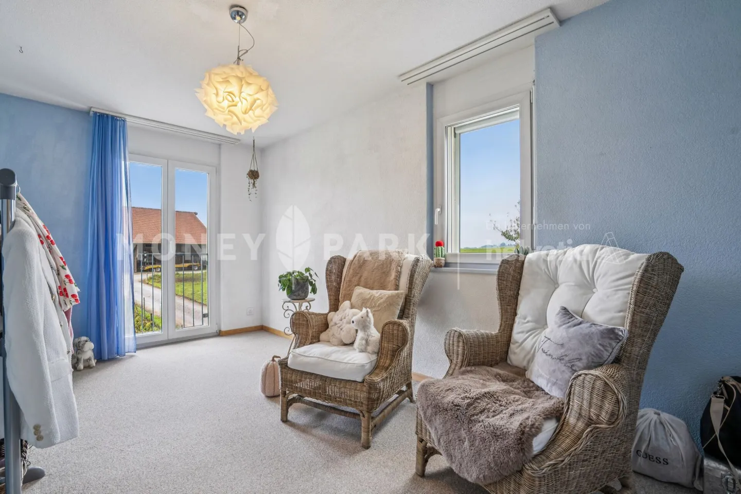 Casa bifamiliare di 5,5 stanze con vista sul verde - Foto 7 di 13