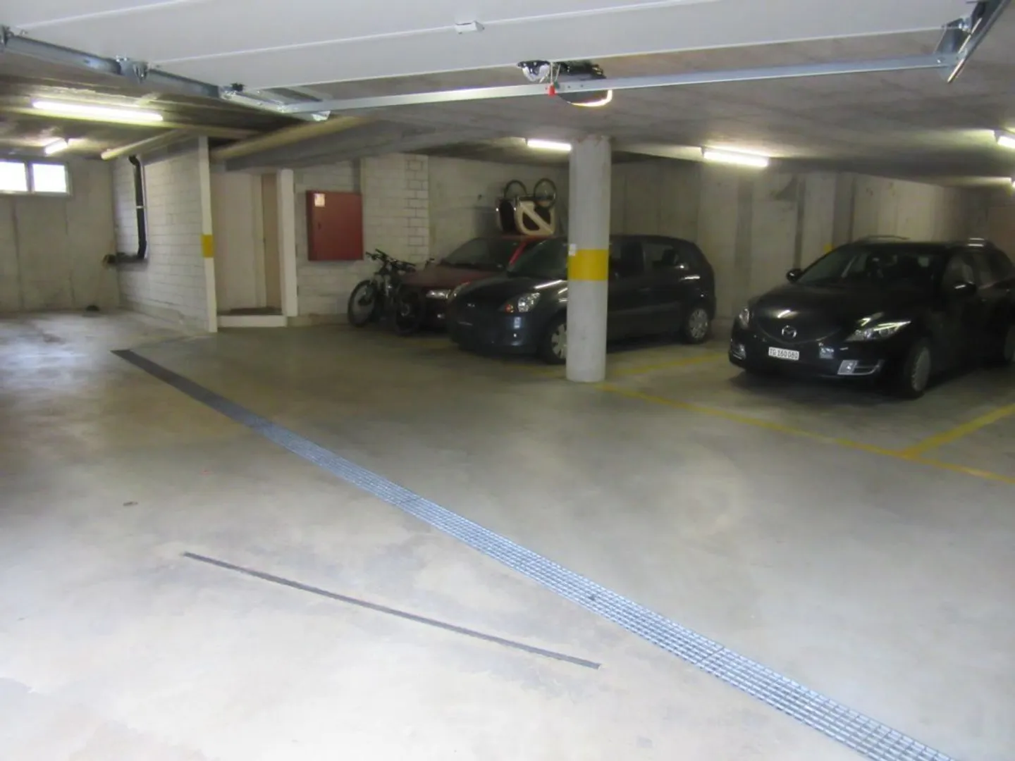 Place de parking souterrain à louer - Photo 2 sur 3