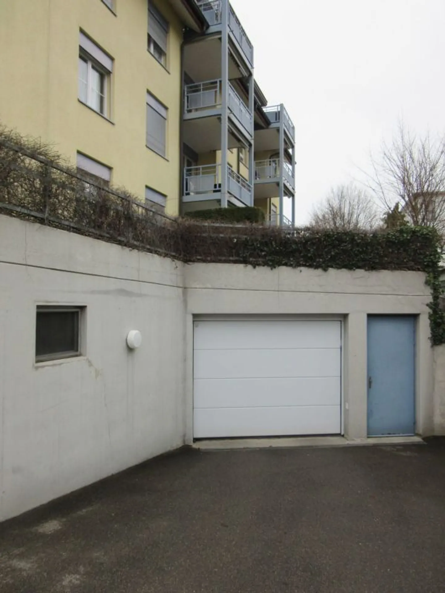 Place de parking souterrain à louer - Photo 3 sur 3
