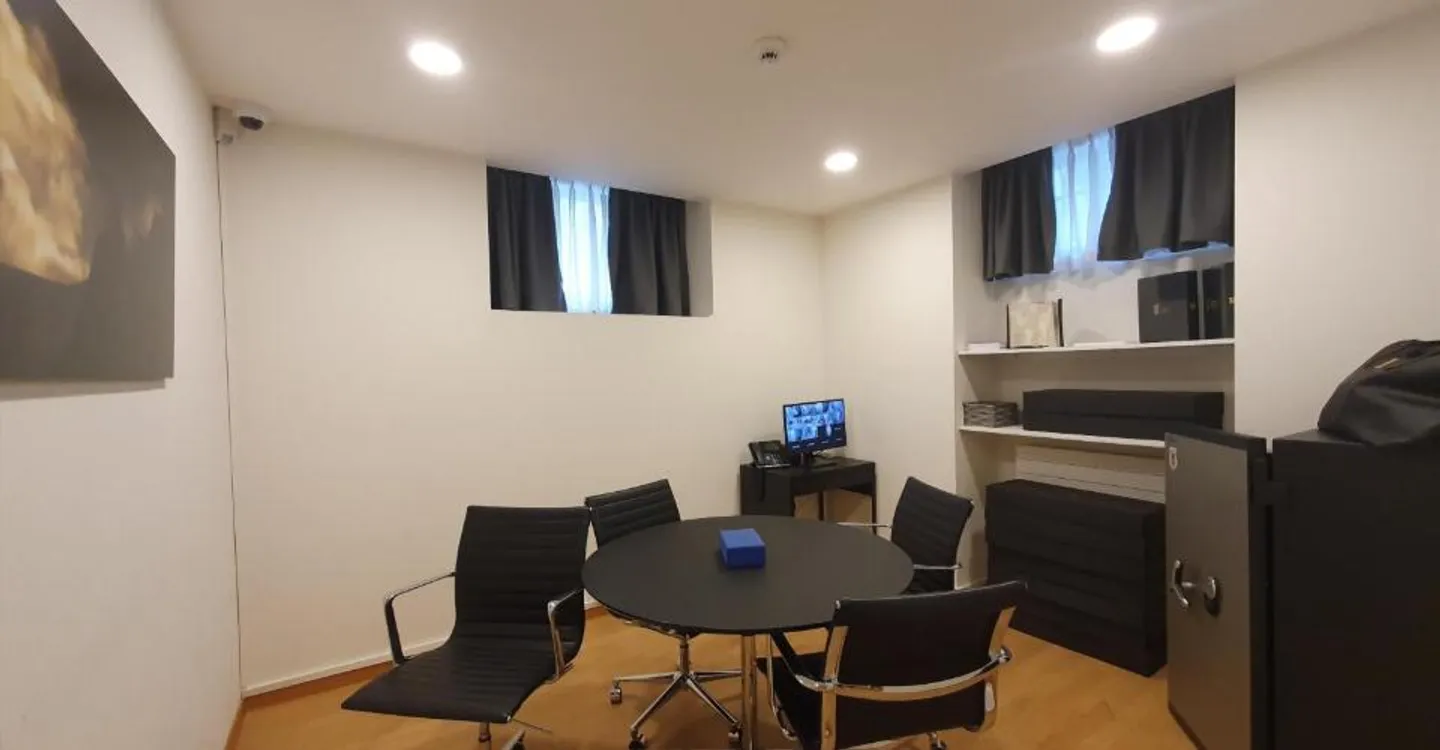 Pretty office space near the center - Photo 3 of 4